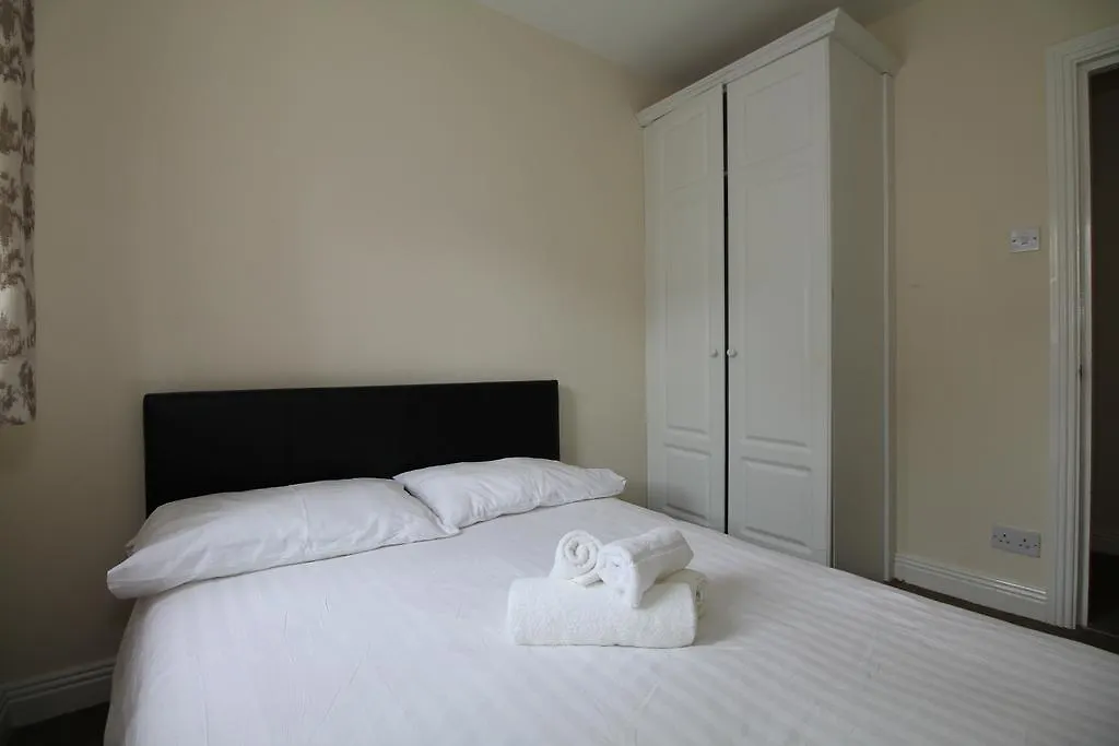 Middle Gardiner Street Apartment Dublin 0*,  Írország